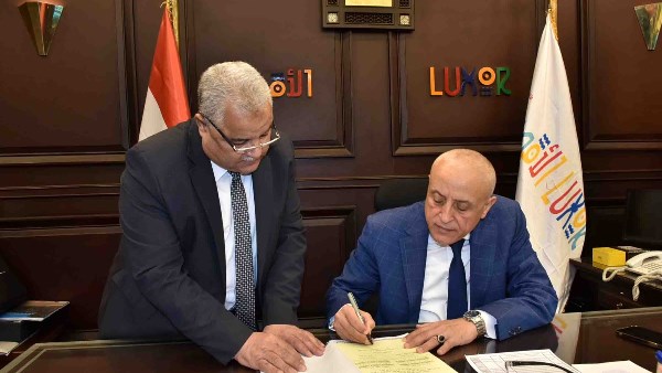 محافظ الأقصر يعتمد نتيجة الشهادة الإعدادية بنسبة نجاح 78.81%