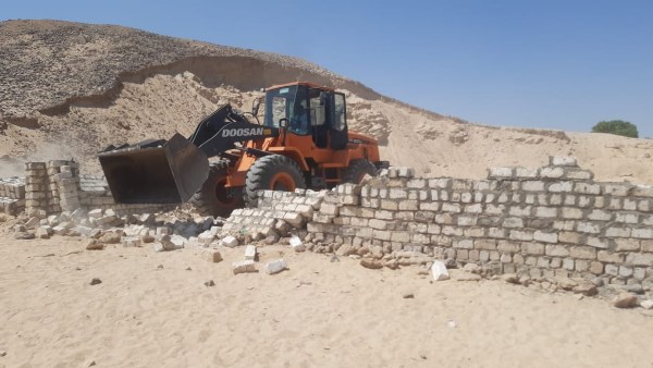 حملة ازالات مكبرة بالاقصر 