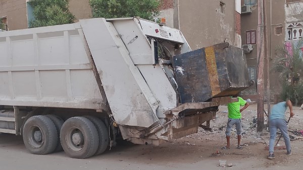 جهود وأنشطة المحليات بأسوان