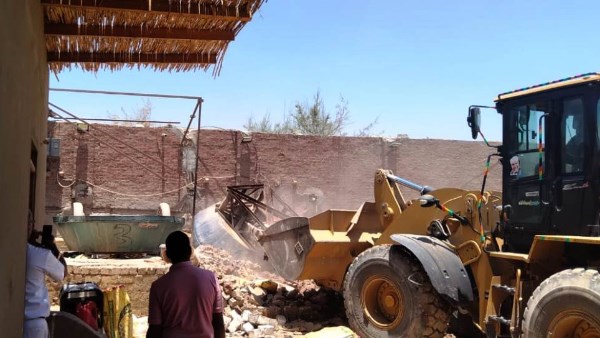 إزالة التعديات بأسوان