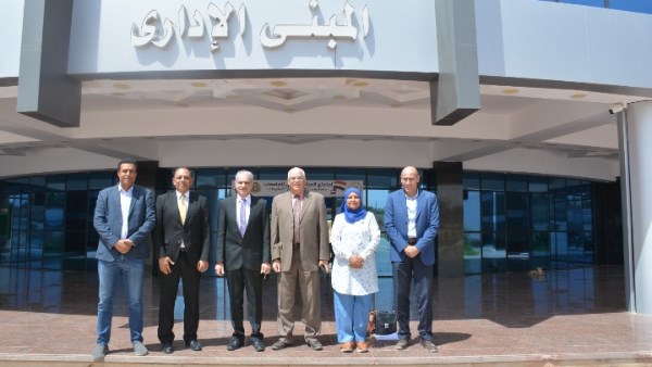 جامعة اسوان 