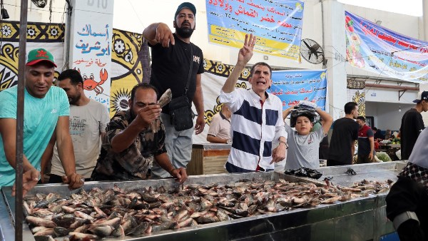المبادرة بسوق السمك 