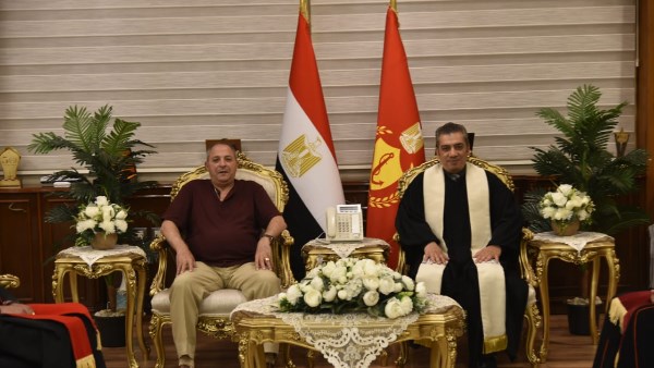 وفد كنسي برئاسة راعي الكنيسة الإنجيلية لتهنئة محافظ بورسعيد بعيد الأضحى