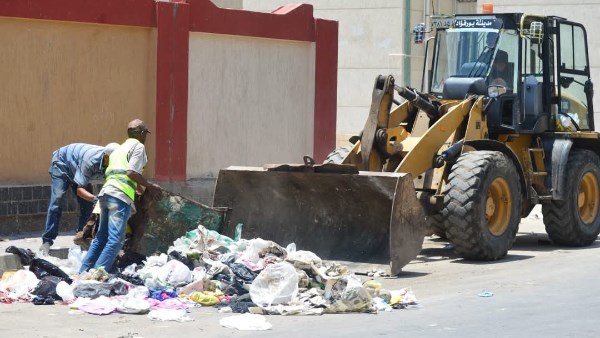 رئيس مدينة بورفؤاد : استمرار حملات نظافة الشوارع خلال ثالث أيام عيد الأضحى المبارك