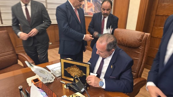 محافظ بورسعيد يعتمد الاعدادية 