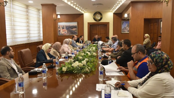 محافظ بورسعيد يترأس أول اجتماع للتشكيل المقترح للمجلس الإقليمي الصحي للمحافظة