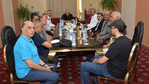 لجنة تطوير المنشآت بالنادي المصري تعقد اجتماعها الأول برئاسة  كامل أبو علي