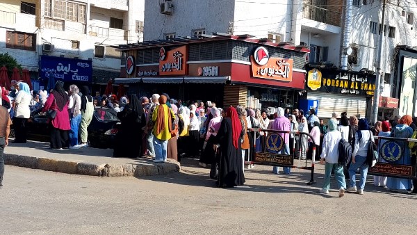 توافد طلاب الثانوية العامة بالقليوبية لأداء امتحان اللغة الأجنبية الثانية