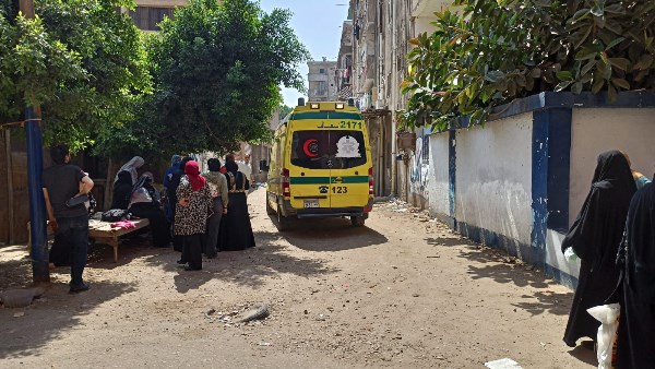 طالبة ثانوية عامة بالمحلة 