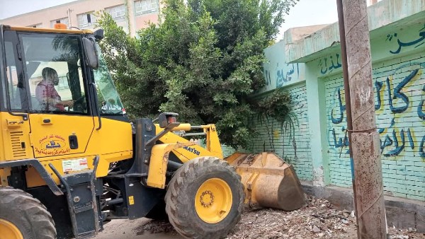 نظافة محيط لجان الثانوية العامة 
