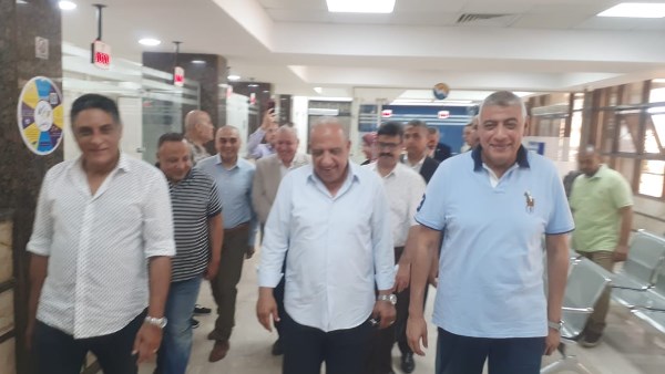 وزير الكهرباء
