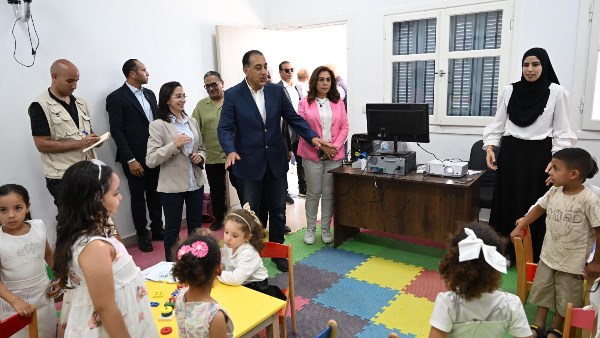 مدبولي يتفقد مدرسة رزق درويش الإبتدائية بزاوية صقر.. والطلاب: البرنامج الصيفي مهم