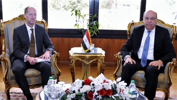 وزير الطيران 