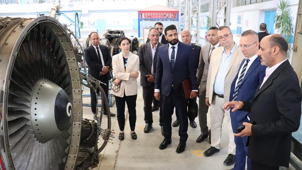 الأكاديمية المصرية لعلوم الطيران 