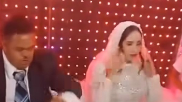 زفاف عريس متلازمة داون