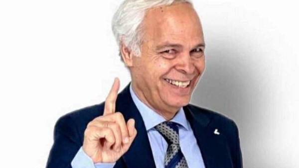 محمود عامر 