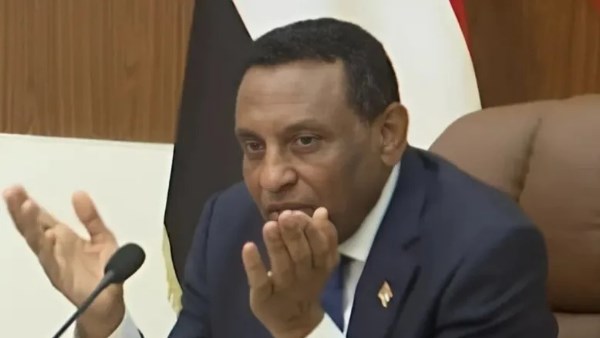 كامل إدريس