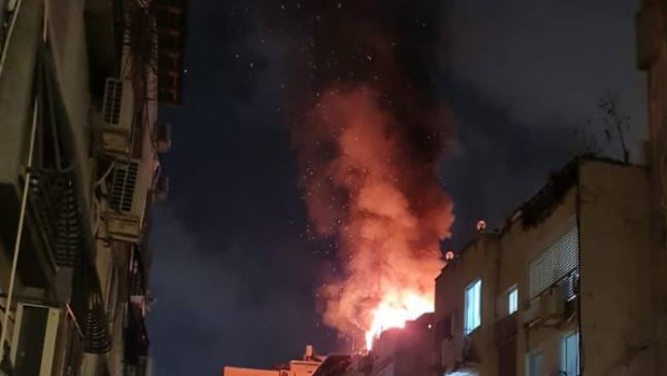 جانب من الحريق