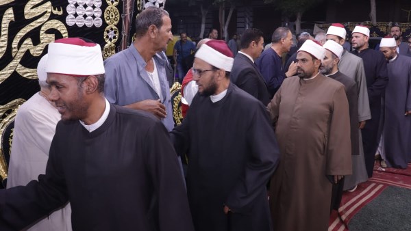 جانب من مشاركة وفد وزارة الأوقاف في عزاء شهيدات المنوفية