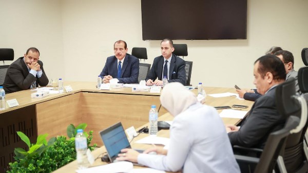 لجنة لتقييم أداء مديري ووكلاء المديريات الصحية