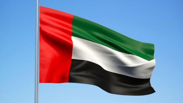 حظر العمل وقت الظهيرة.. قرار إماراتي عاجل بشأن العمالة