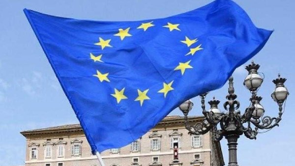توقعات بتمديد المفاوضات التجارية بين الاتحاد الاوربي وواشنطن