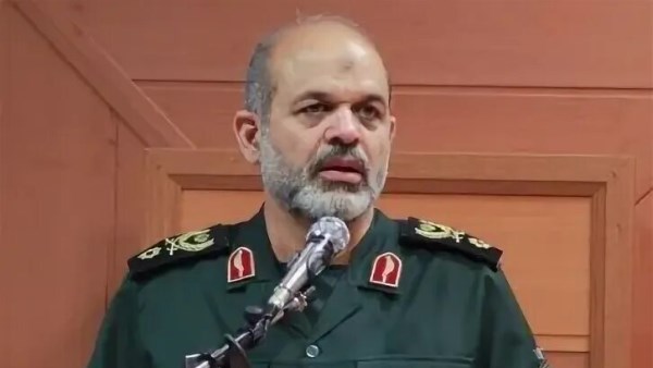 اللواء أحمد وحيدي