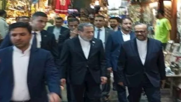 وزير الخارجية في خان الخليلي