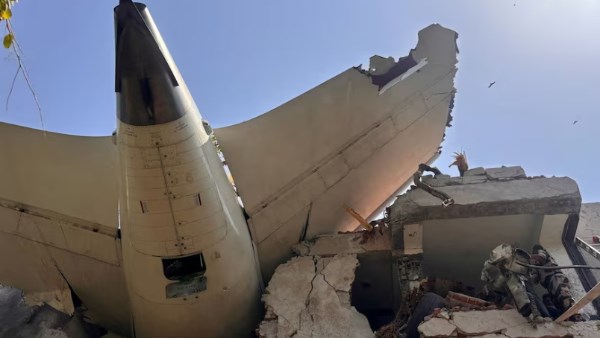 طائرة اير انديا المنكوبة 