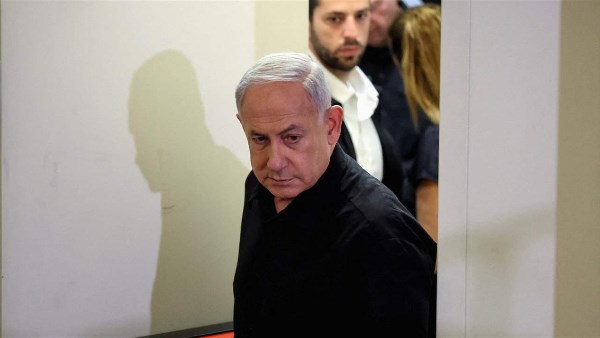 نتنياهو في مخبا سري تحت الارض