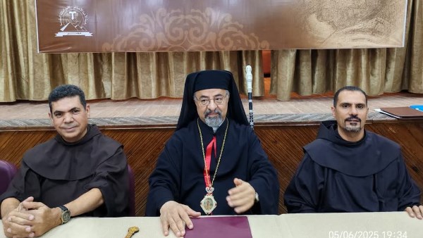 الأنبا إبراهيم إسحق 