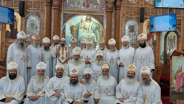 اجتماع الآباء الكهنة 