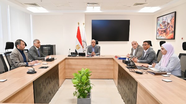 وزير الري 