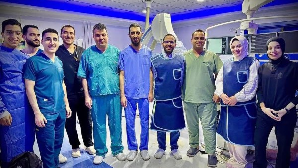 الطاقم الطبى