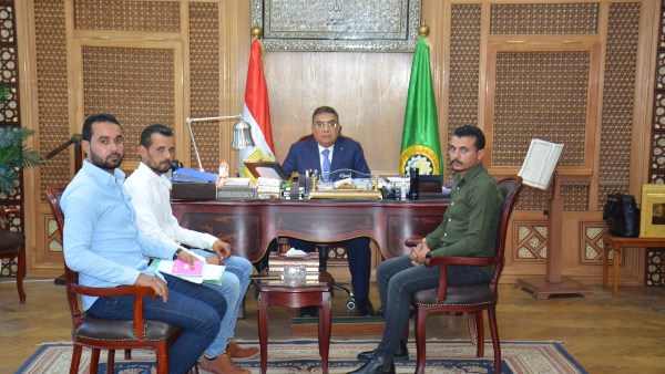 محافظ الدقهلبة