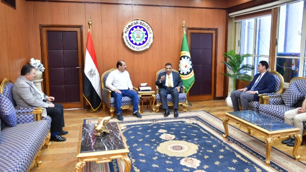 محافظ الدقهلبة