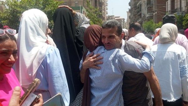 سعادة أب وابنته