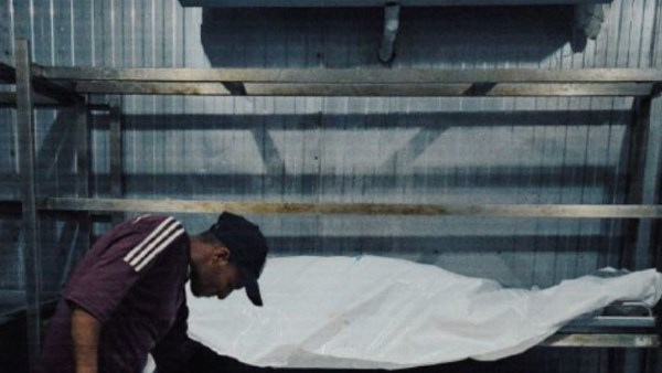 18 شهيدًا في قصف إسرائيلي لخيام النازحين بـ خان يونس