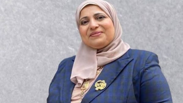 الدكتورة رشا مديرة الطب البيطري 