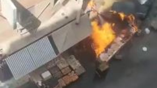 إخماد حريق محل فطاطري بمحيط محطة مترو عزبة النخل في القاهرة