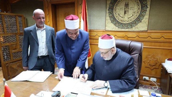 وكيل الأزهر يعتمد نتيجة الدور الأول للبرنامج التأهيلي للملحقين على الإعدادية والشهادتين الابتدائية والإعدادية 
