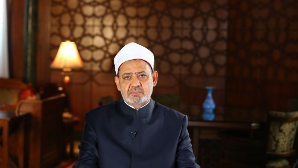 مفتي الجمهورية يهنئ رئيس الوزراء وشيخ الأزهر والشعب المصري العظيم بحلول العام الهجري الجديد