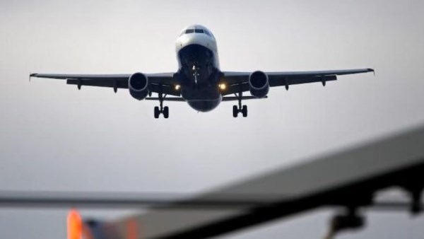 العراق يغلق المجال الجوي عقب الهجوم الإسرائيلي على إيران