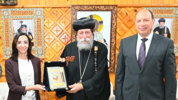 محافظ البحيرة