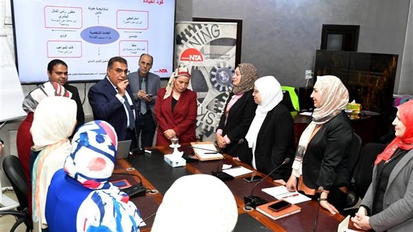 محافظ الدقهلية يتابع انطلاق الدفعة الثالثة من برنامج "المرأة تقود بالمحافظات المصرية"
