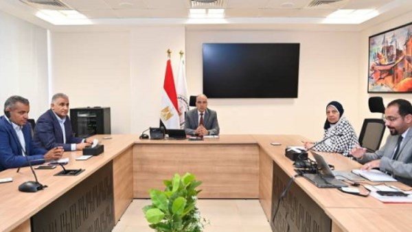 وزير الري: تنسيق مع وزارة الإسكان فيما يخص تحديد كميات ومواقع سحب المياه لأغراض الشرب
