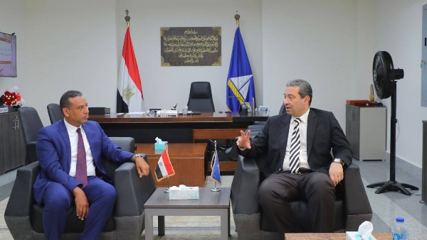محافظ دمياط يبحث مع "الهابيتات" آليات إطلاق مشروع لتعزيز السياحة والحفاظ على التراث