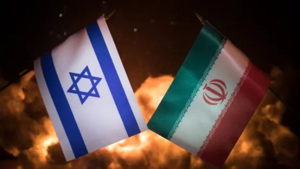 خمسة مشاهد حاسمة تلخص الحرب بين إيران وإسرائيل.. ضربات متبادلة واختباء القادة تحت الأرض