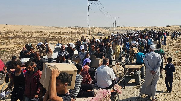 11 شهيدا وعشرات المصابين في قصف إسرائيلي وإطلاق نار قرب مركز مساعدات في غزة