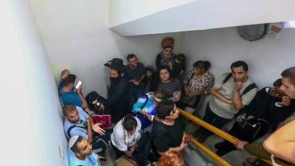 مقـ..تل 3 إسرائيليين في حيفا خلال قصف إيراني لمصفاة نفط